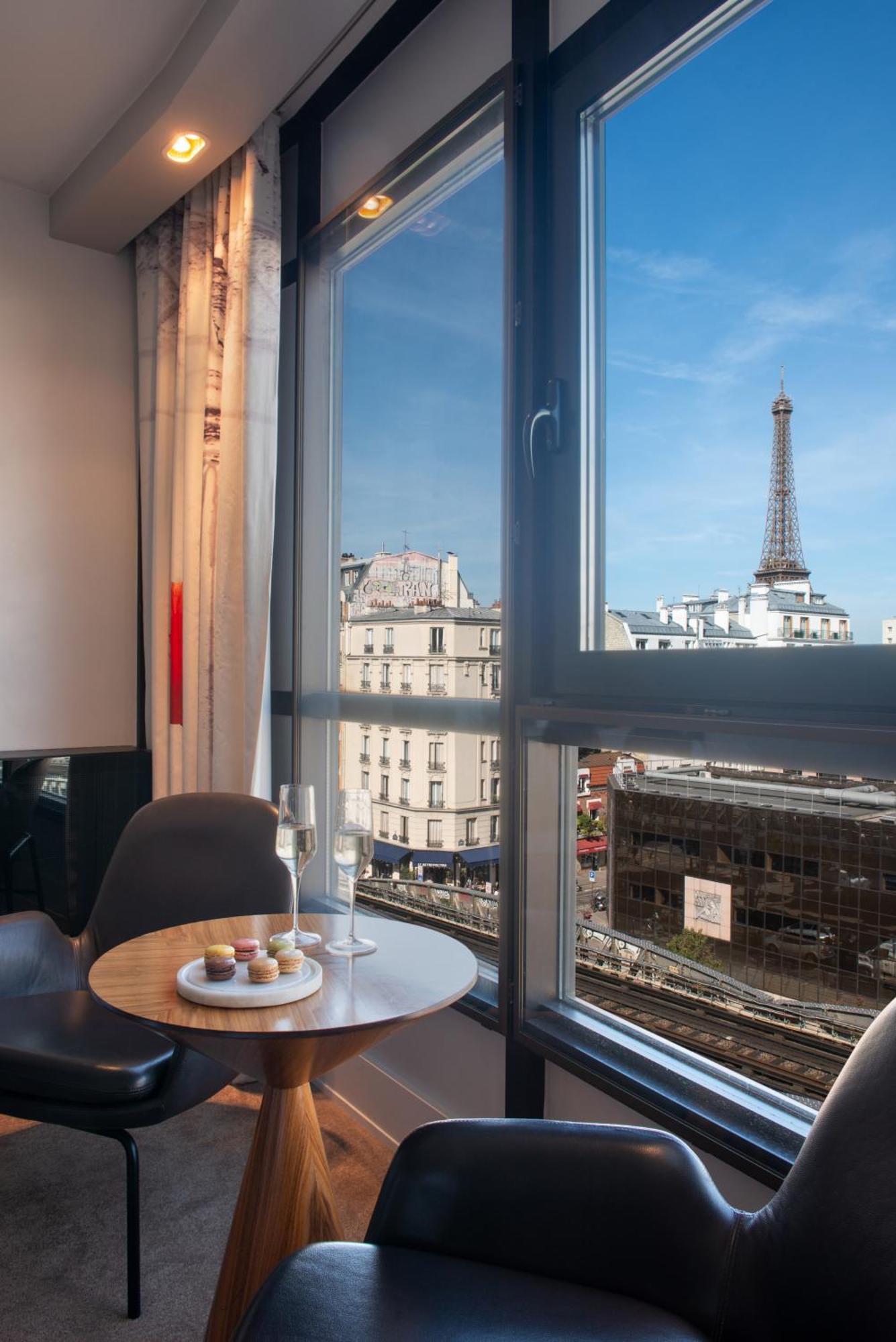 מלון Le Parisis - Paris Tour Eiffel מראה חיצוני תמונה